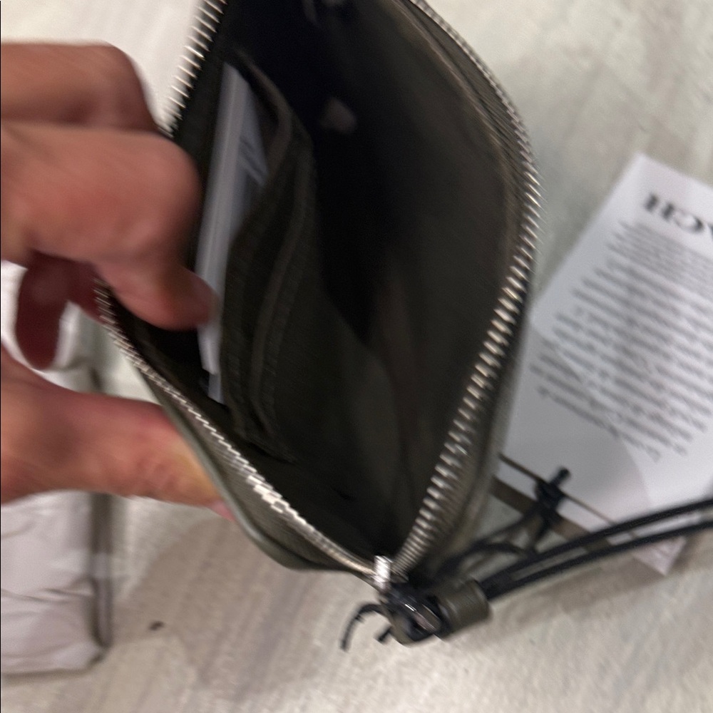 Coach Signature Jacquard Wristlet - Picture 5 of 7